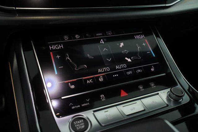 AUDI Q8 Q8 50 TDI 286 CV quattro tiptronic Sport