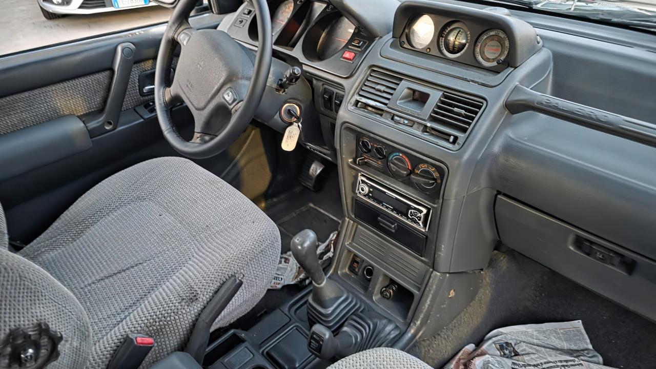 Mitsubishi Pajero 2.5 TDI GLS