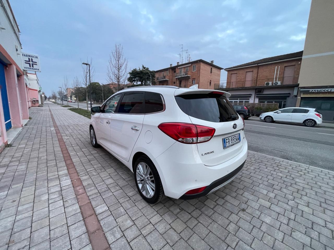 Kia Carens 1.7 CRDi 115 CV Business Class