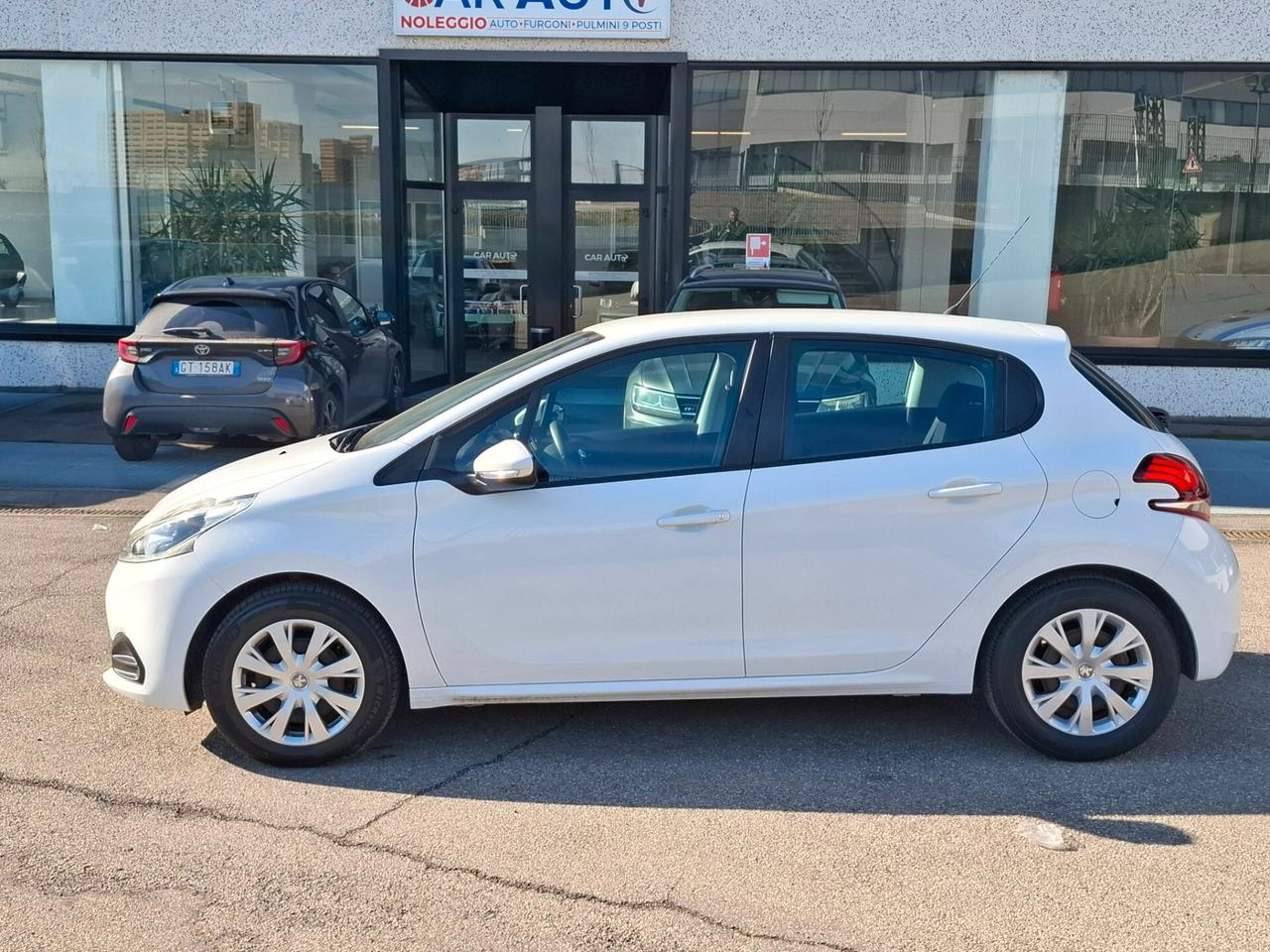 Peugeot 208 1.0 benzina 68cv 5 porte Active