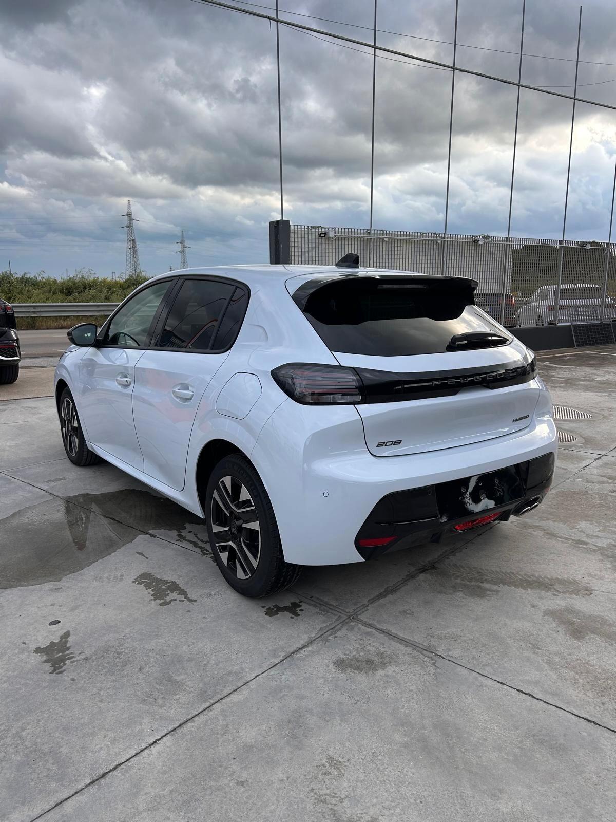 Peugeot 208 Hybrid 145 e-DCS6 Allure