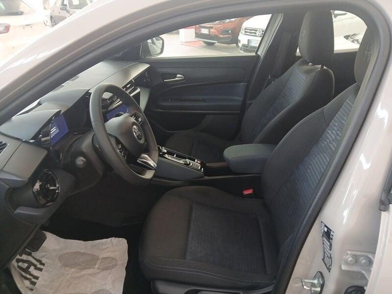 Alfa Romeo Junior 1.2 136 CV Hybrid eDCT6