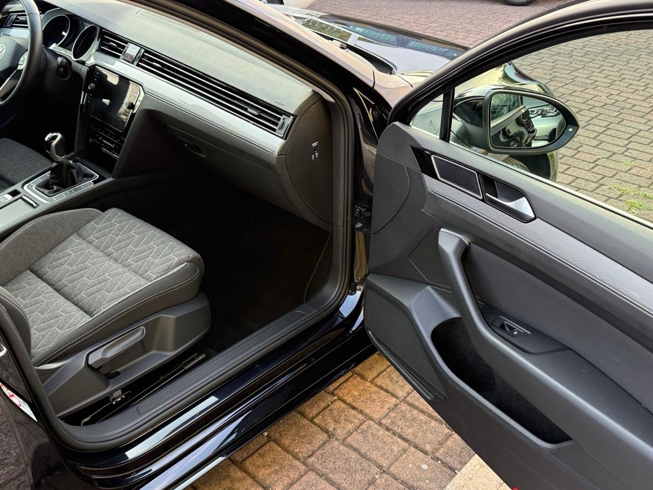 VW Passat 2.0 TDI 150CV 2023 PREZZO REALE/SERVICE UFFICIALE