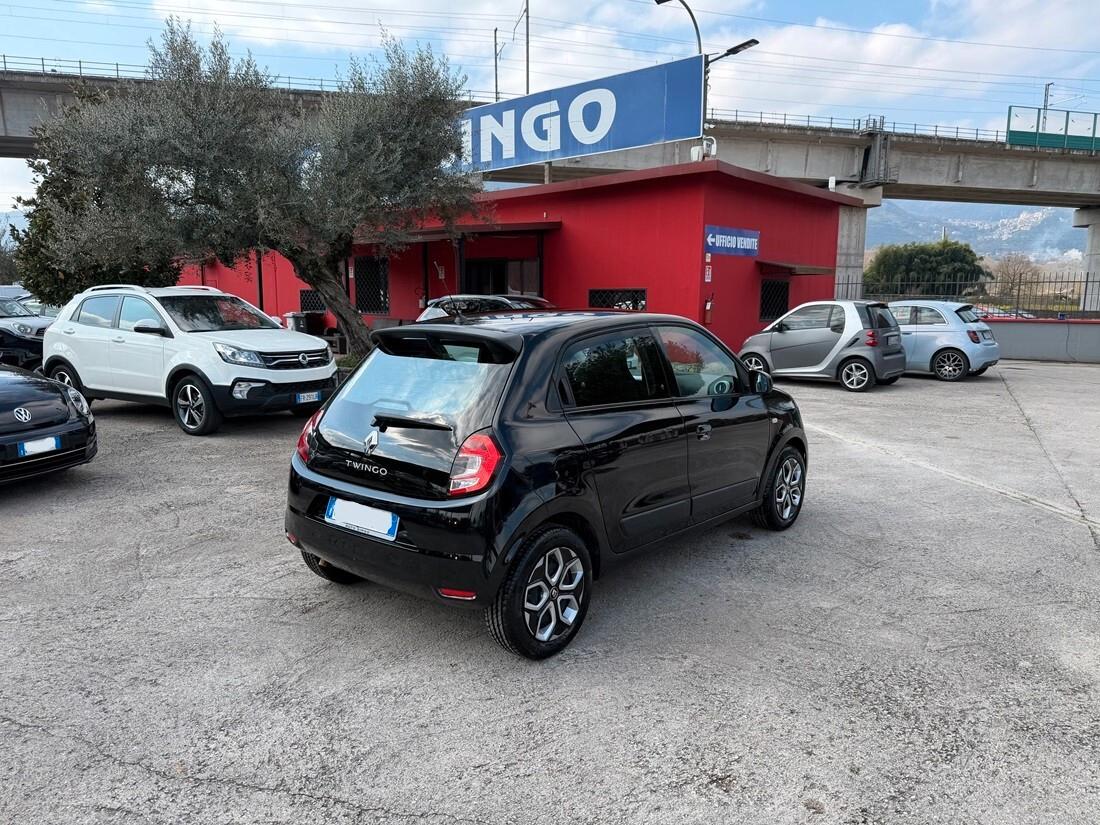 Renault Twingo SCe 65 CV Urban Night