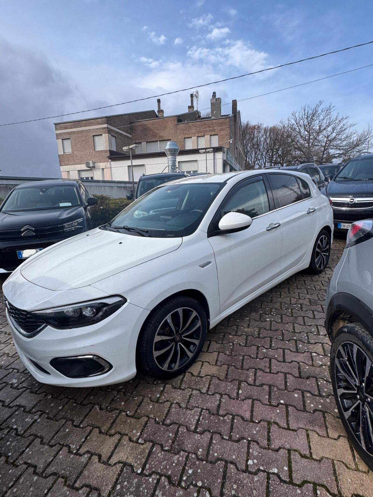 FIAT TIPO 1.3 Mjt 95CV LOUNGE 2020