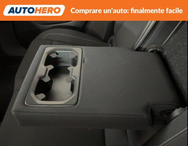 VOLVO XC40 T2 Geartronic Momentum Pro