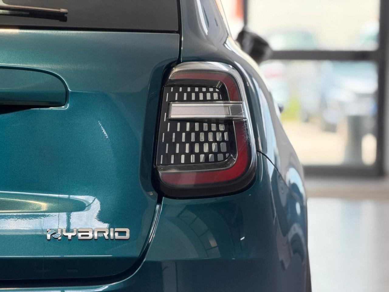 Fiat 600 Hybrid 100 CV DCT MHEV La Prima
