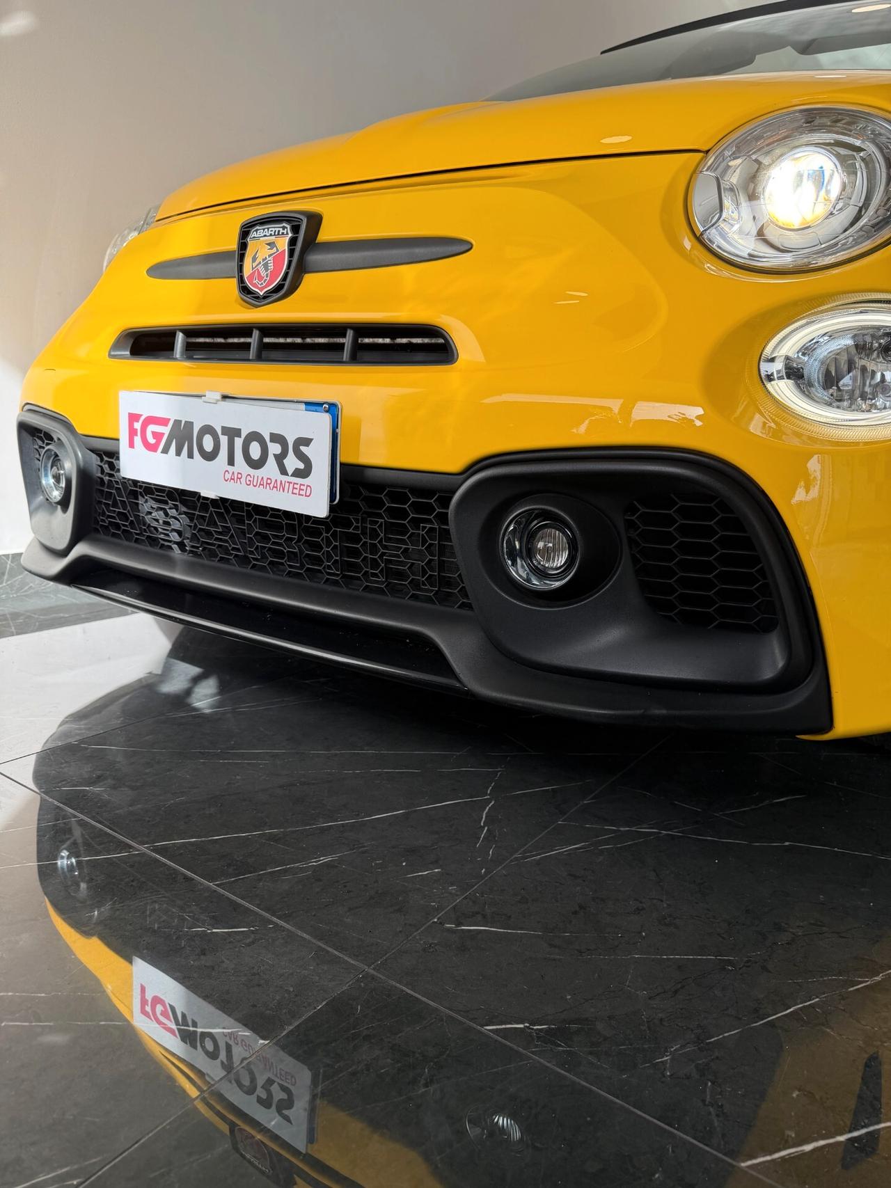 Abarth 595 C 1.4 Turbo T-Jet 180 CV Competizione