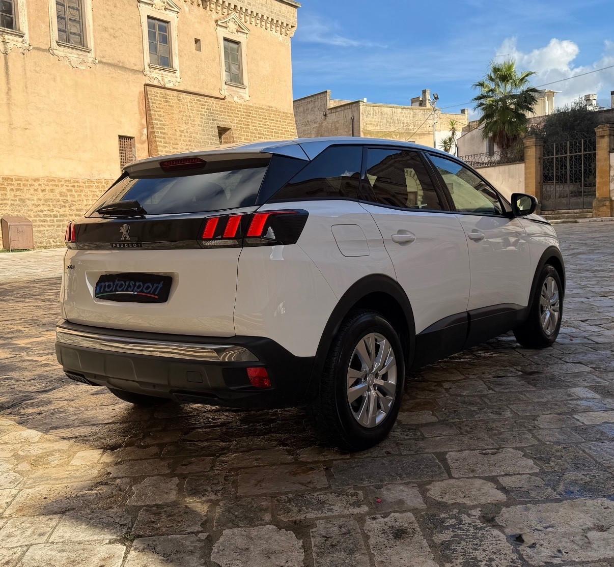 Peugeot 3008 BlueHDi 130 S&S Business