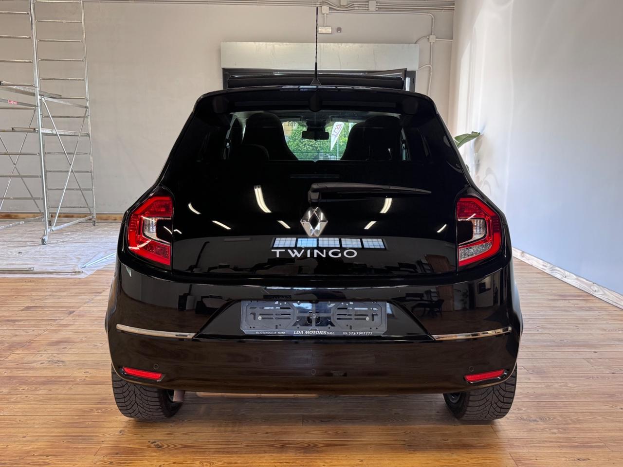 Renault Twingo 1.0 65cv URBAN NIGHT , UNICA, PELLE, FALTDACH NAVI, CERCHI DA 16, UNIPRO