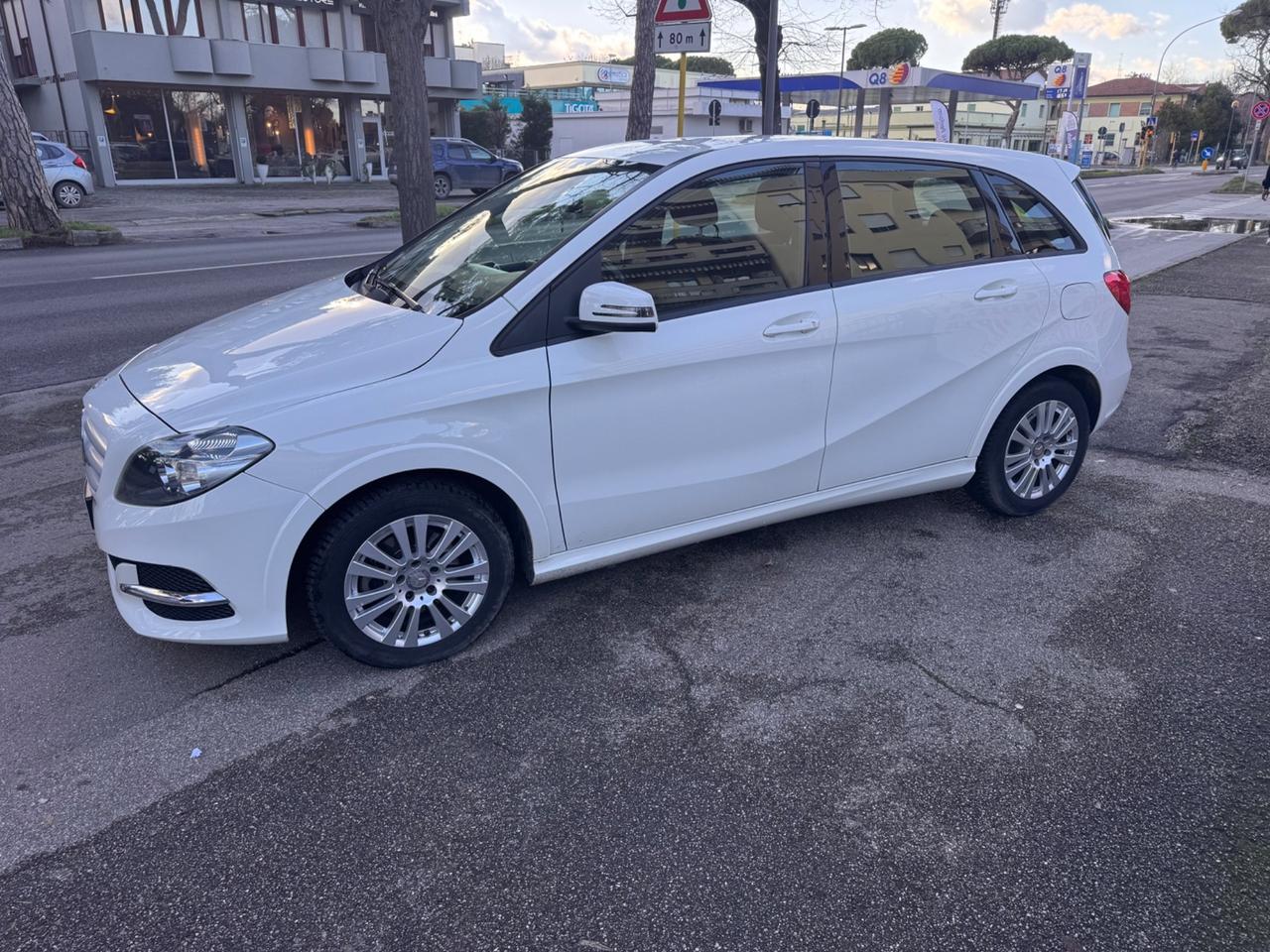 Mercedes-benz B 200 NGD Sport garanzia 12 mesi
