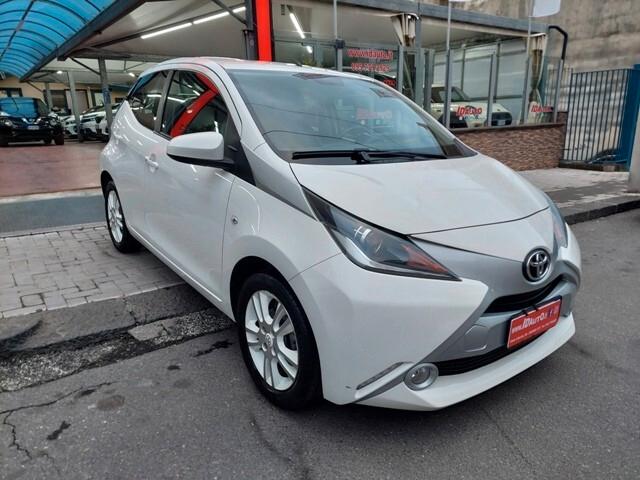 Toyota Aygo 1.0 VVT-i 69 CV 5 porte x-pure