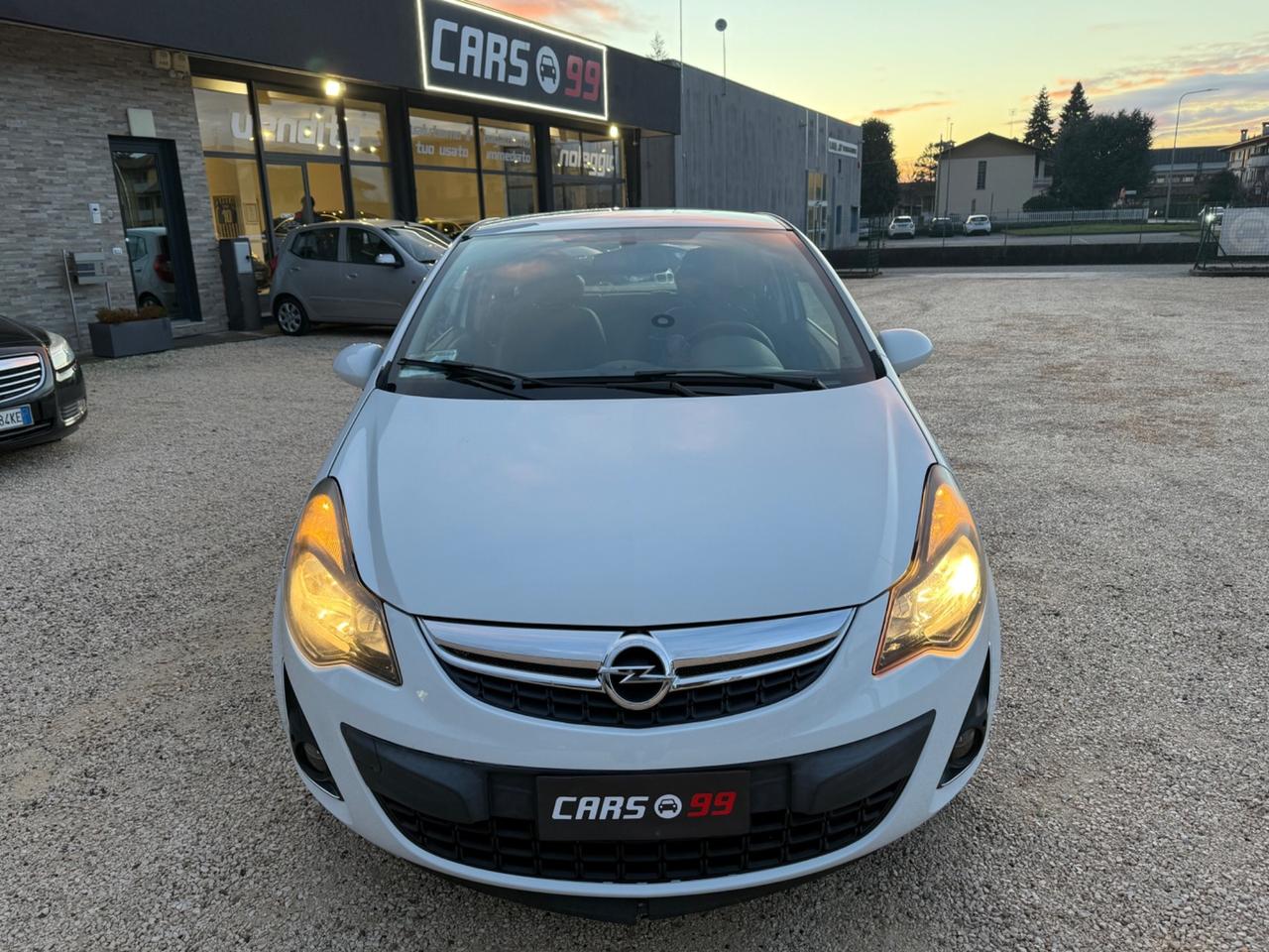 Opel Corsa 1.2 3 porte Edition