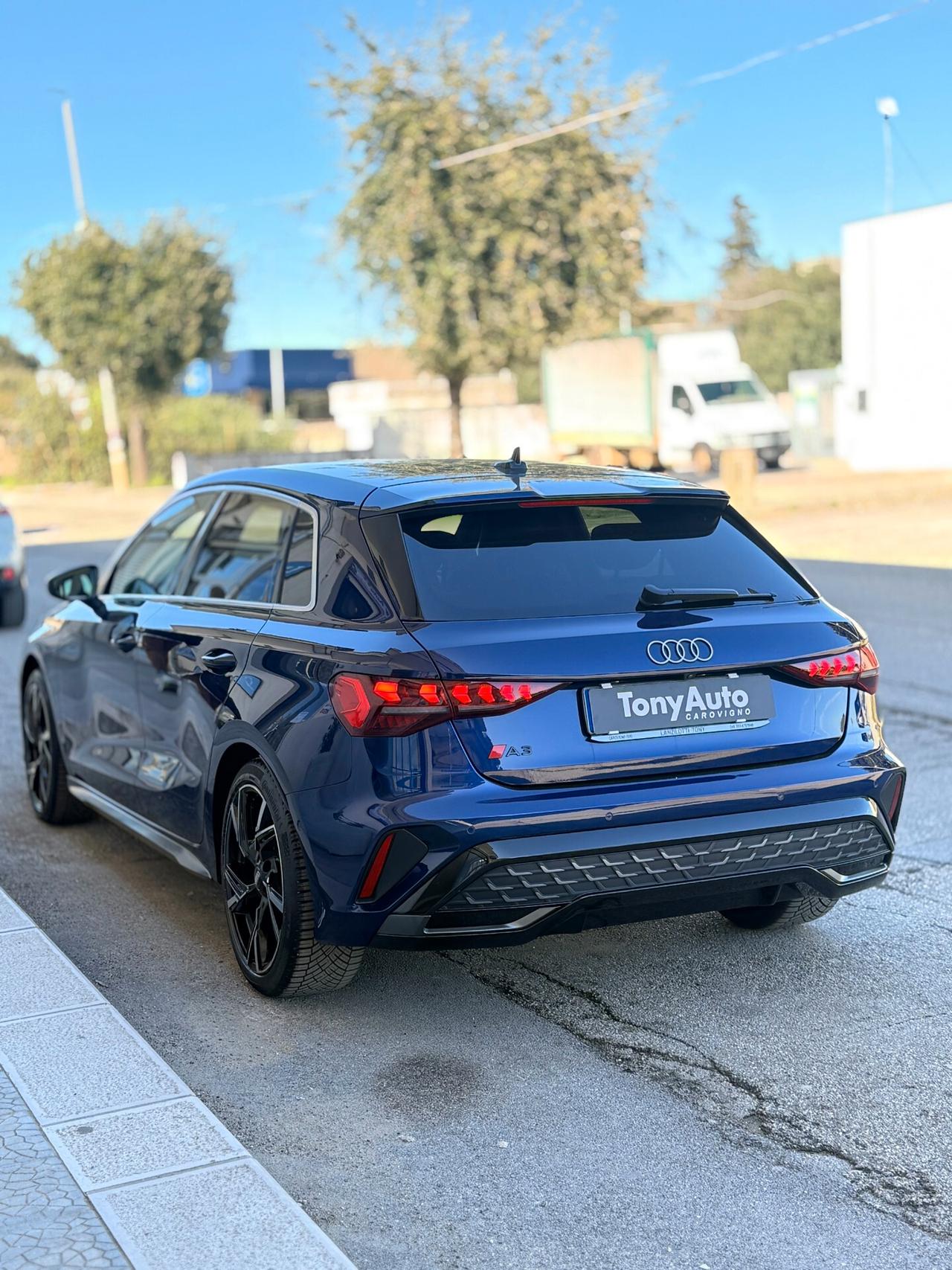 Audi A3 SPB 35 TDI S tronic line edition PACCHETTO LUCI SOFFUSE,APPLE CARPLAY,NAVI,TELECAMERA,FARO MATRIX