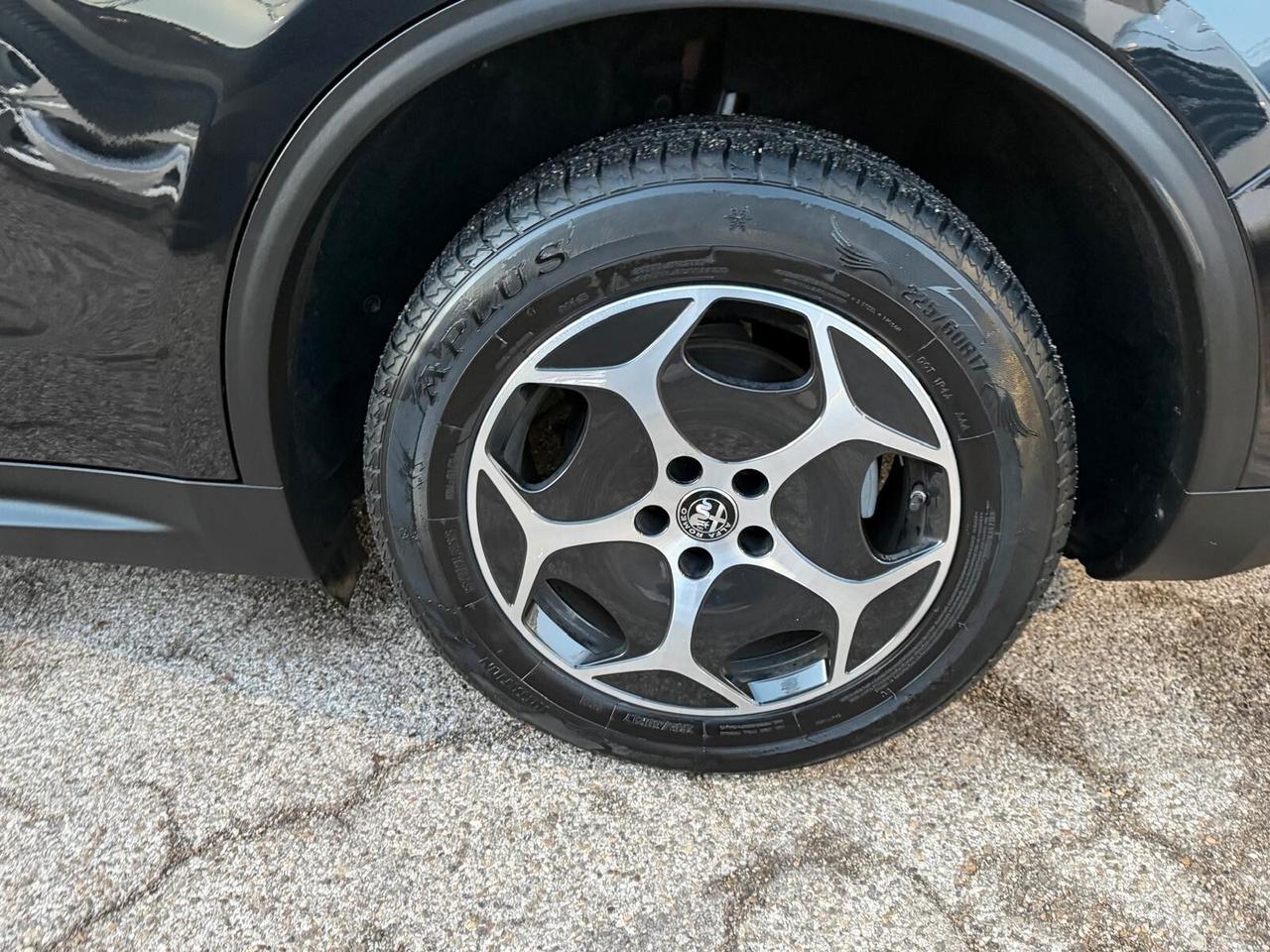 ALFA ROMEO STELVIO 2.2 160CV RWD AUTOCARRO NAVI CAM ANNO 2022