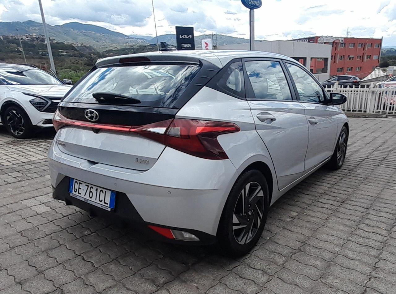Hyundai i20 1.2 MPI MT Connectline