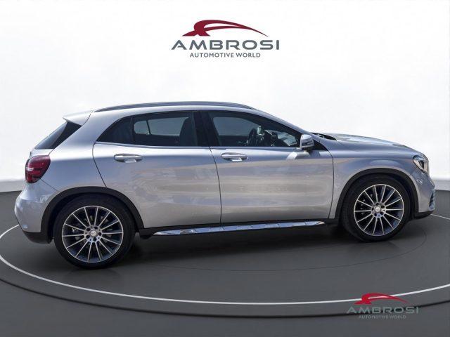 MERCEDES-BENZ GLA 200 CDI 200 d Automatic 4Matic Premium - PER OPERATOR