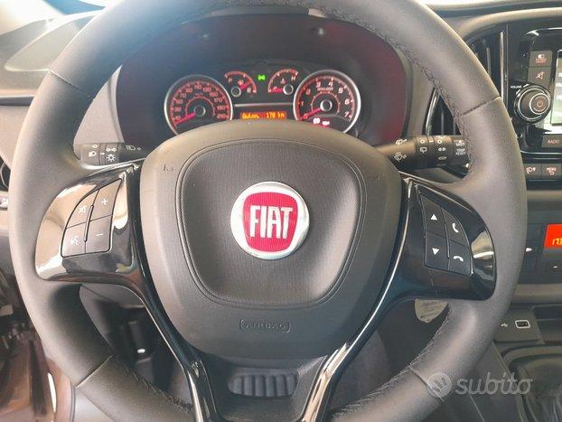 Fiat Doblò 1.4 T-Jet 16V Lounge 7 posti