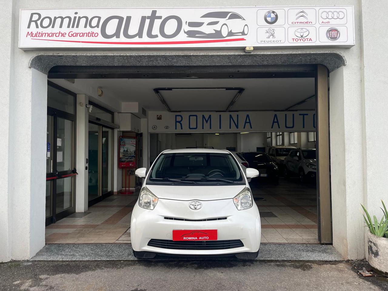 Toyota iQ 1.0
