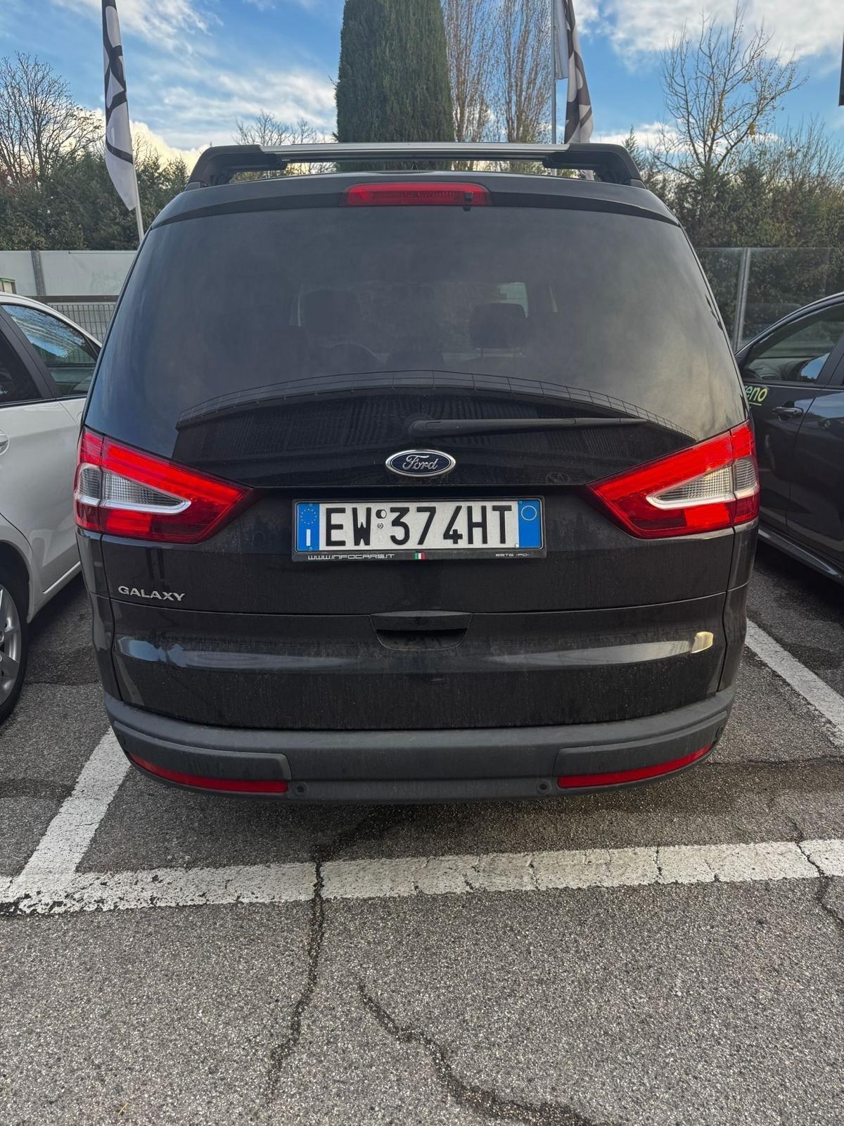 Ford Galaxy 2.0 TDCi 140 CV Powershift Nav Titanium