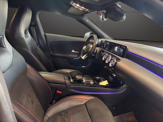 MERCEDES-BENZ CLA 180 d Automatic Premium