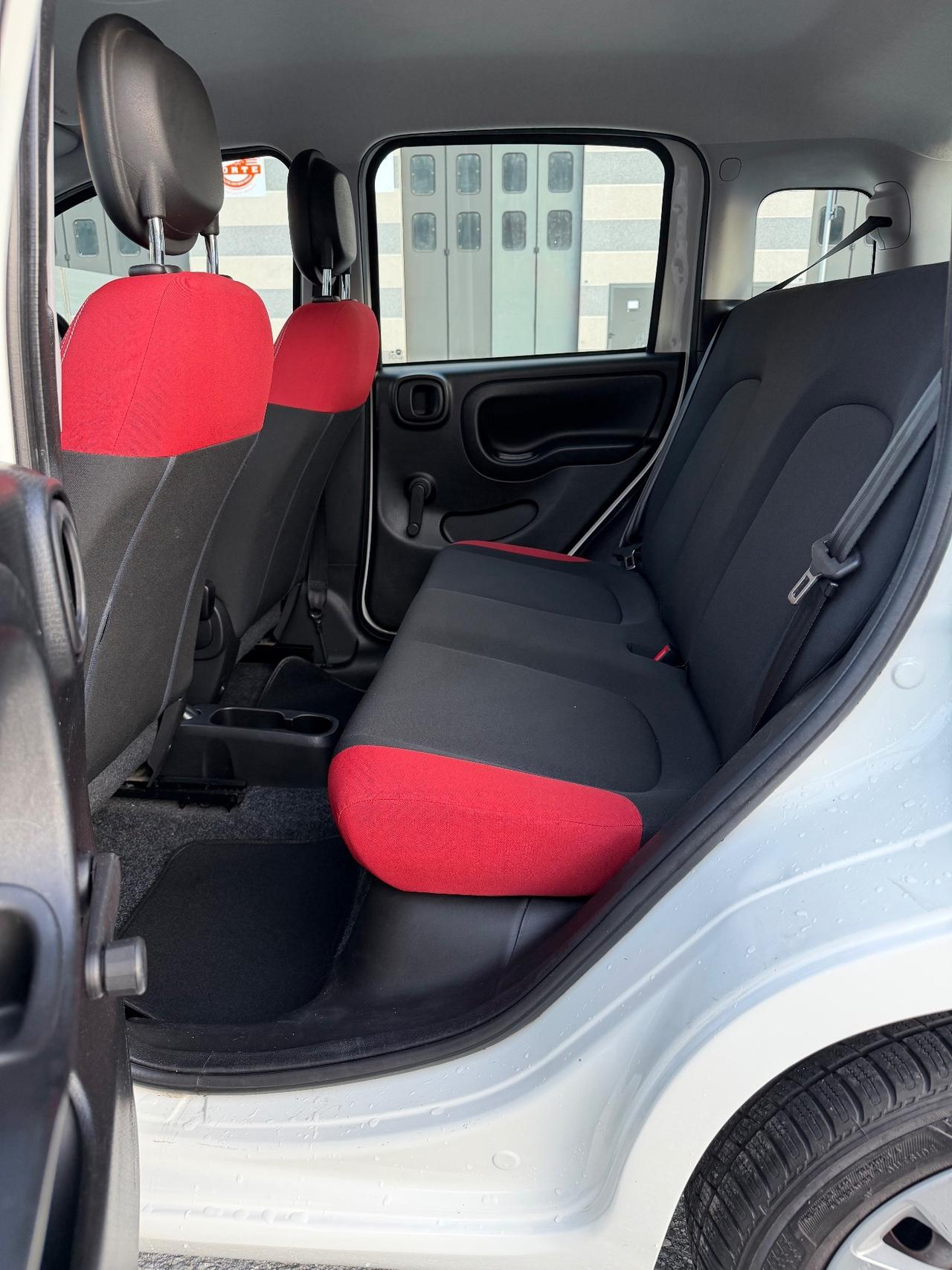 Fiat Panda 1.2 BENZINA 69CV / EURO 6 - NEOPATENTATI