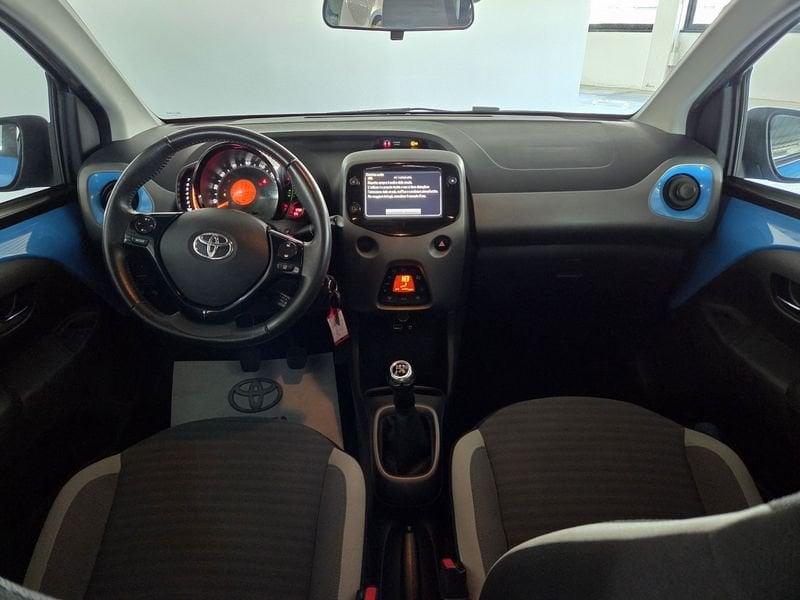 Toyota Aygo 2ª serie Connect 1.0 VVT-i 72 CV 5 porte x-play