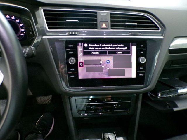 VOLKSWAGEN Tiguan 2.0 TDI 150CV DSG Elegance Fari Matrix, Cerchi 19