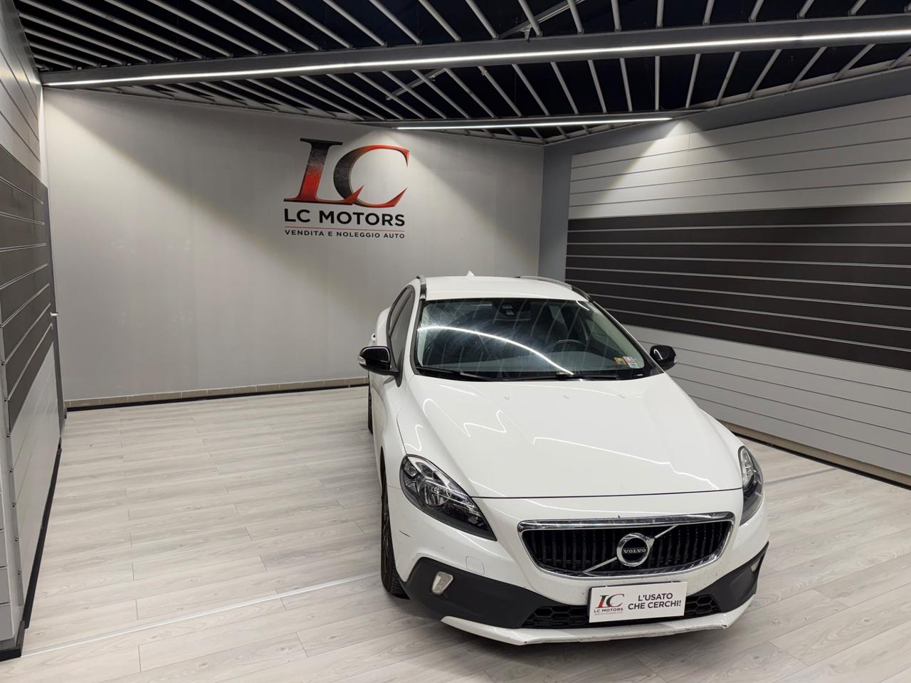 Volvo V40 Cross Country D2 Business Plus