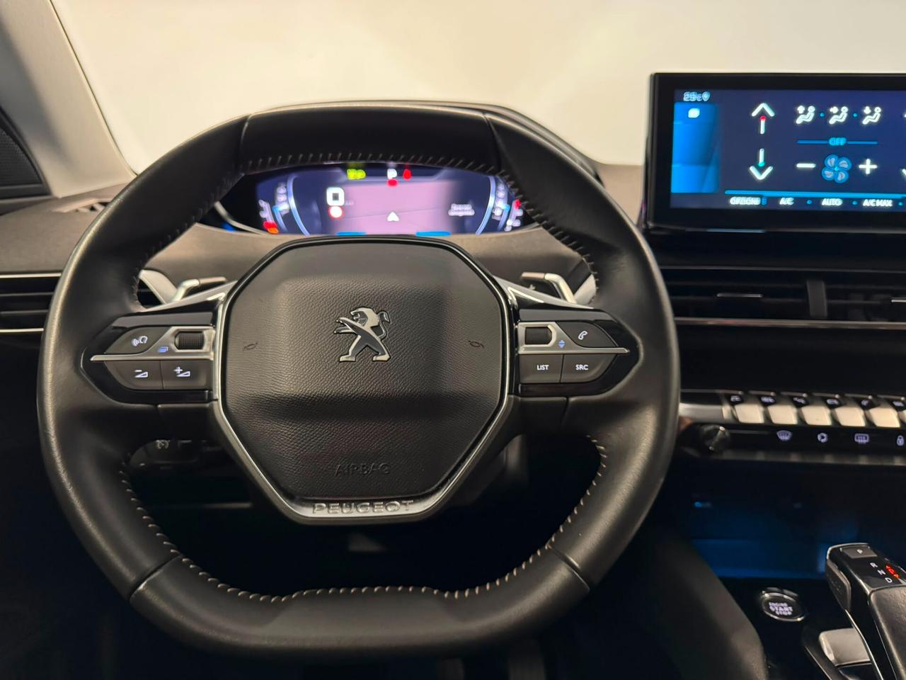 Peugeot 3008 BlueHDi 130 S&S EAT8 Allure