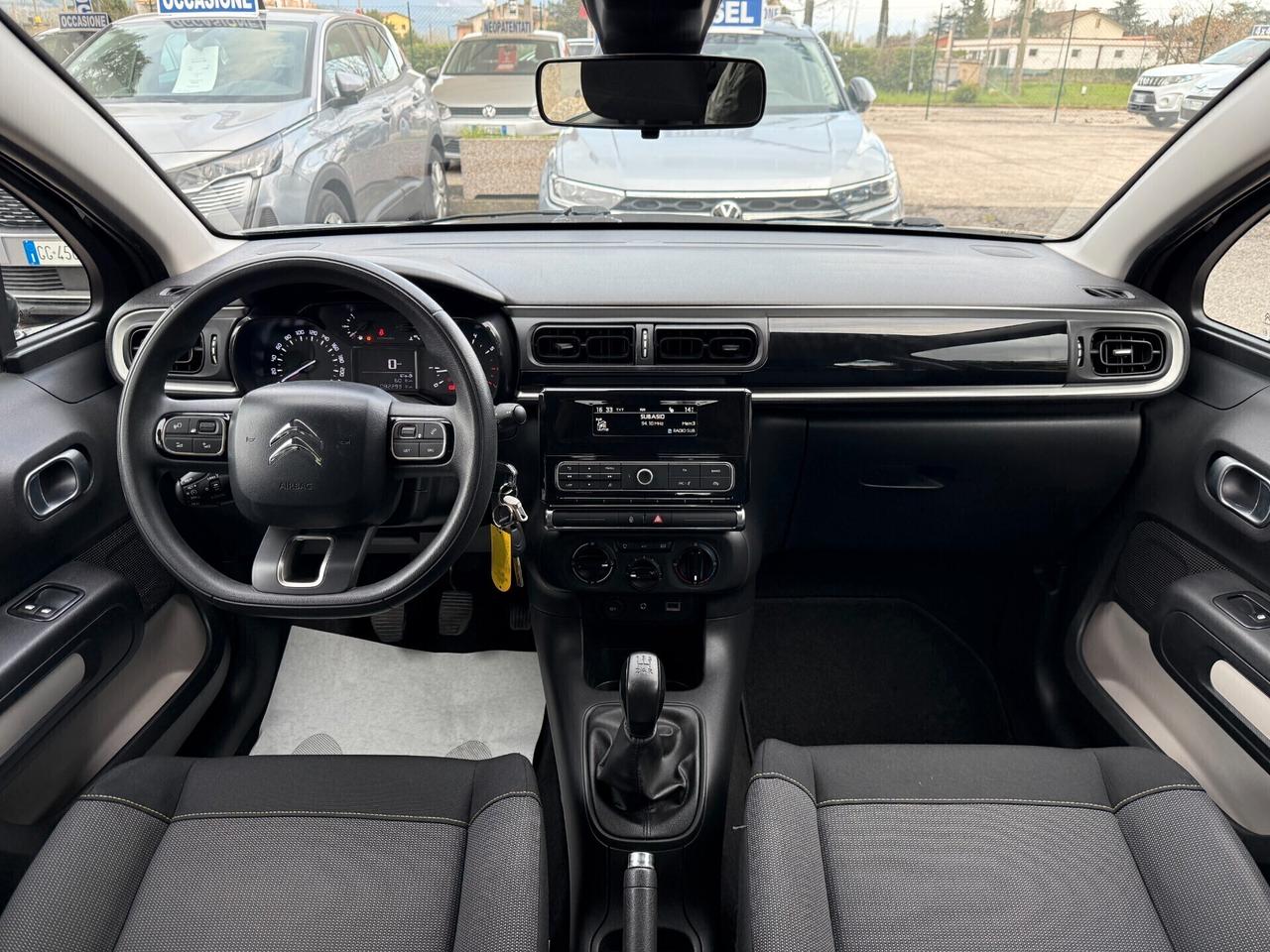 " UNA CHICCA " Citroen C3 PureTech 82 Feel