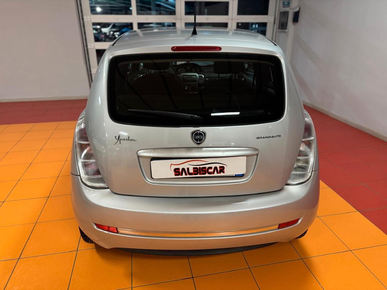 Lancia Ypsilon 1.2 Argento