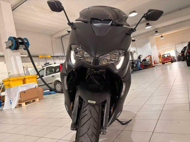 YAMAHA T Max YAMAHA - 560 E