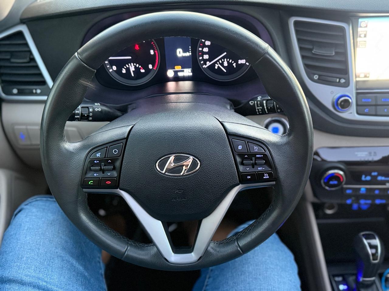 Hyundai Tucson 1.7 FULL OPSIONAL