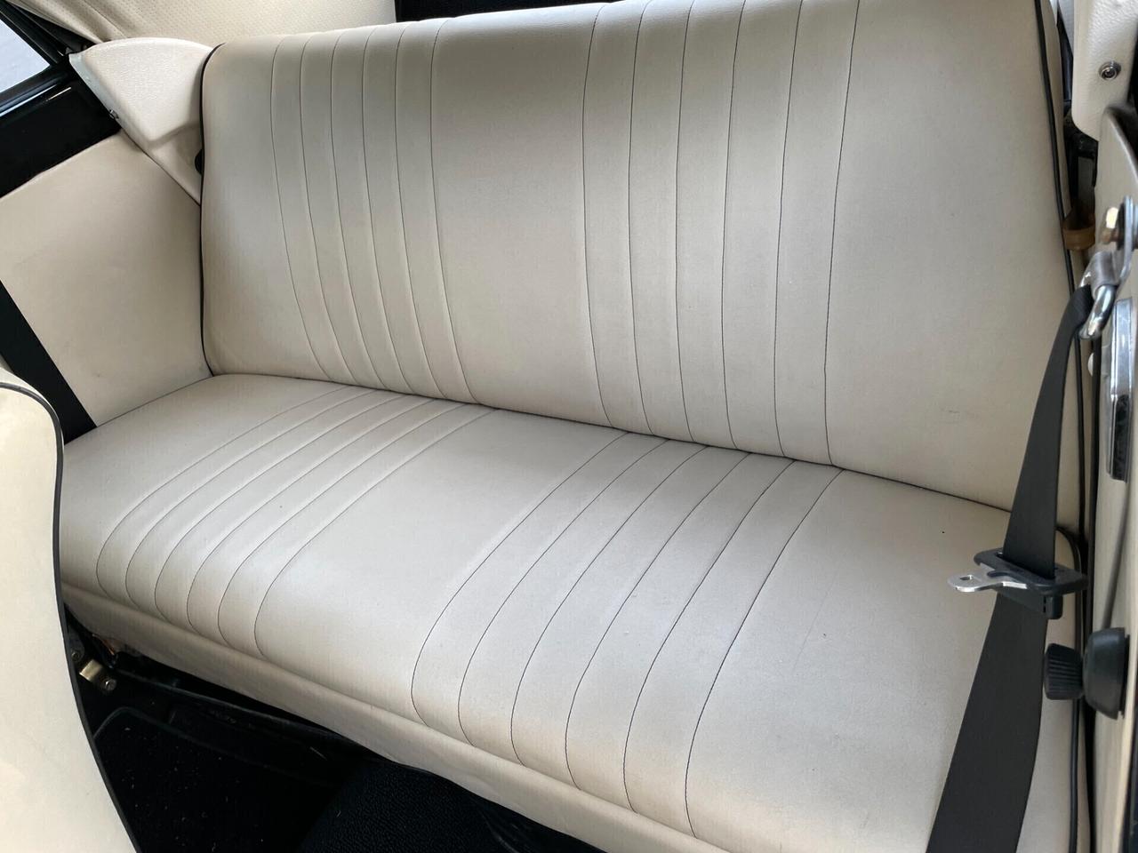 Volkswagen Maggiolino CABRIO VETRO PIATTO