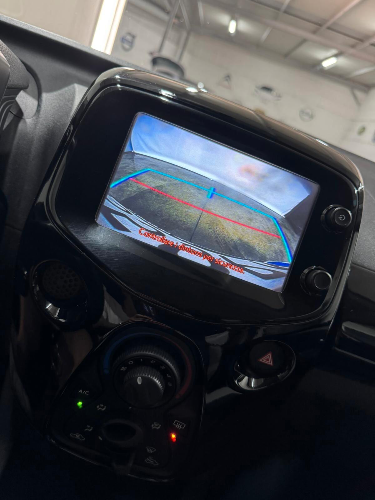 Peugeot 108 VTi 68 5 porte Allure TOP!