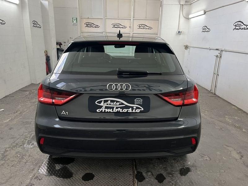 Audi A1 A1 SPB 25 TFSI S tronic Identity Black TUA DA 259,00 AL MESE
