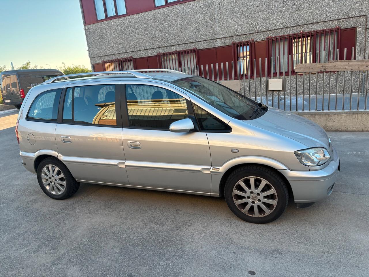 Opel Zafira 1.8 16V cat Fashion Line