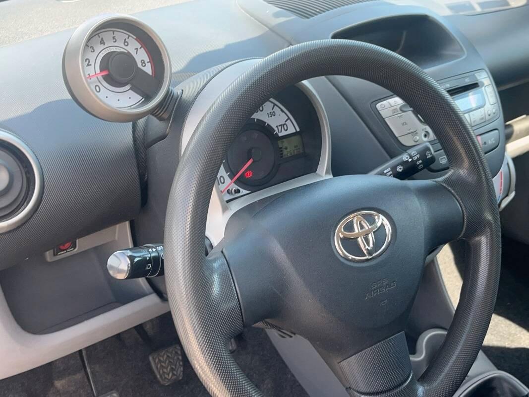 Toyota Aygo 1.0 Sol 5p
