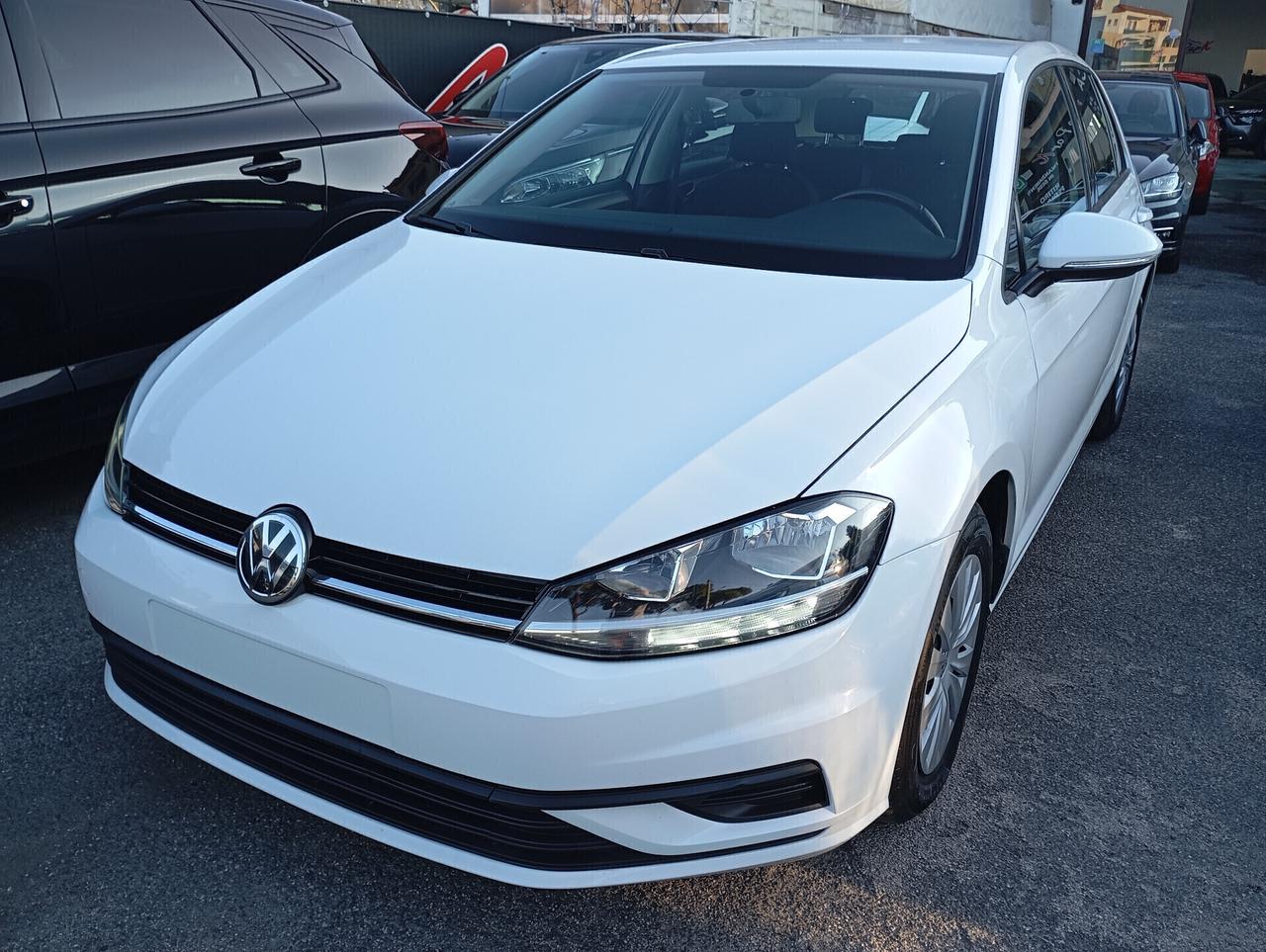 Volkswagen Golf 5P 1.0 TSI 85CV Trendline BMT