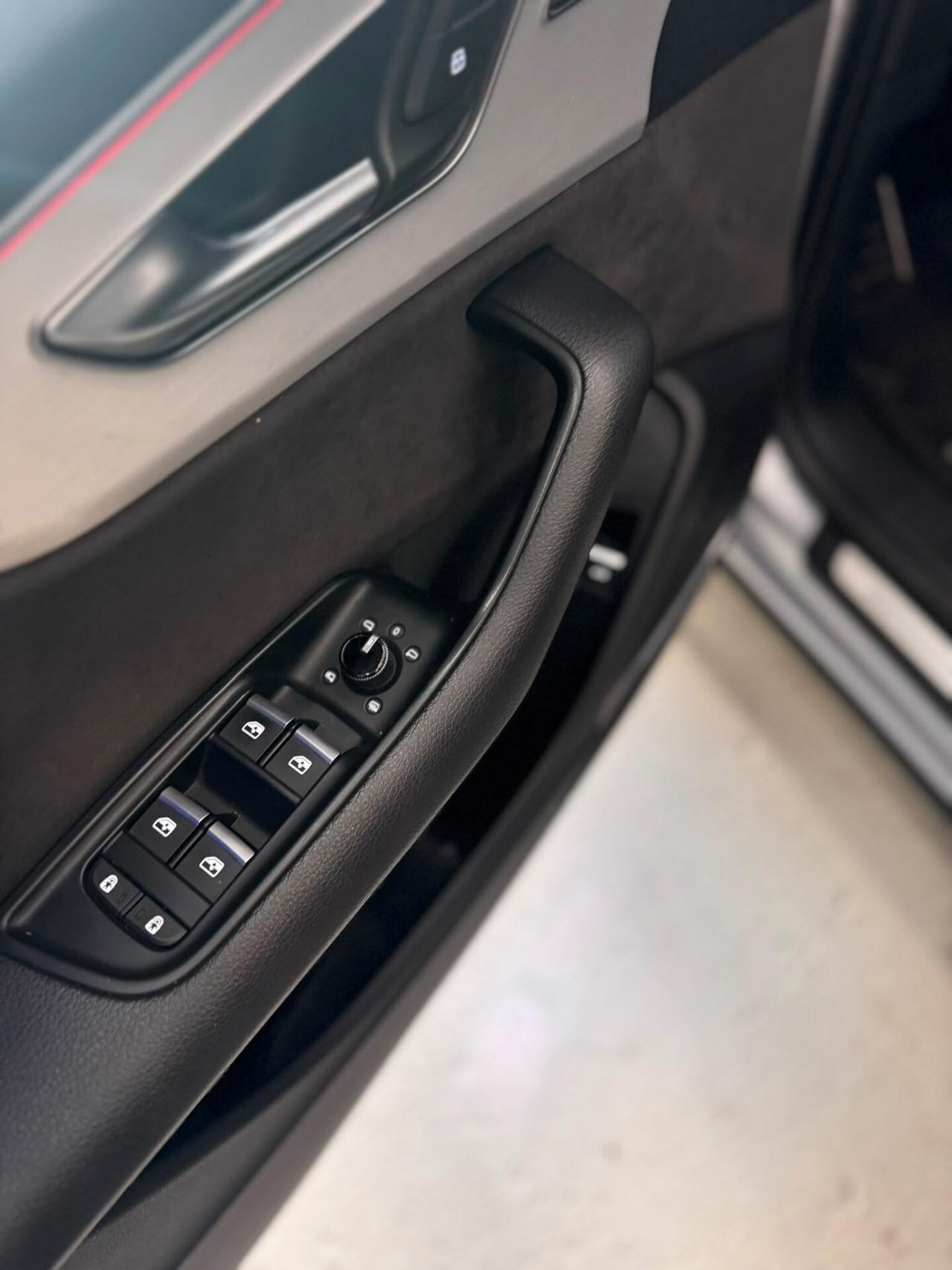 Audi Q8 50 TDI 286 CV quattro tiptronic Sport
