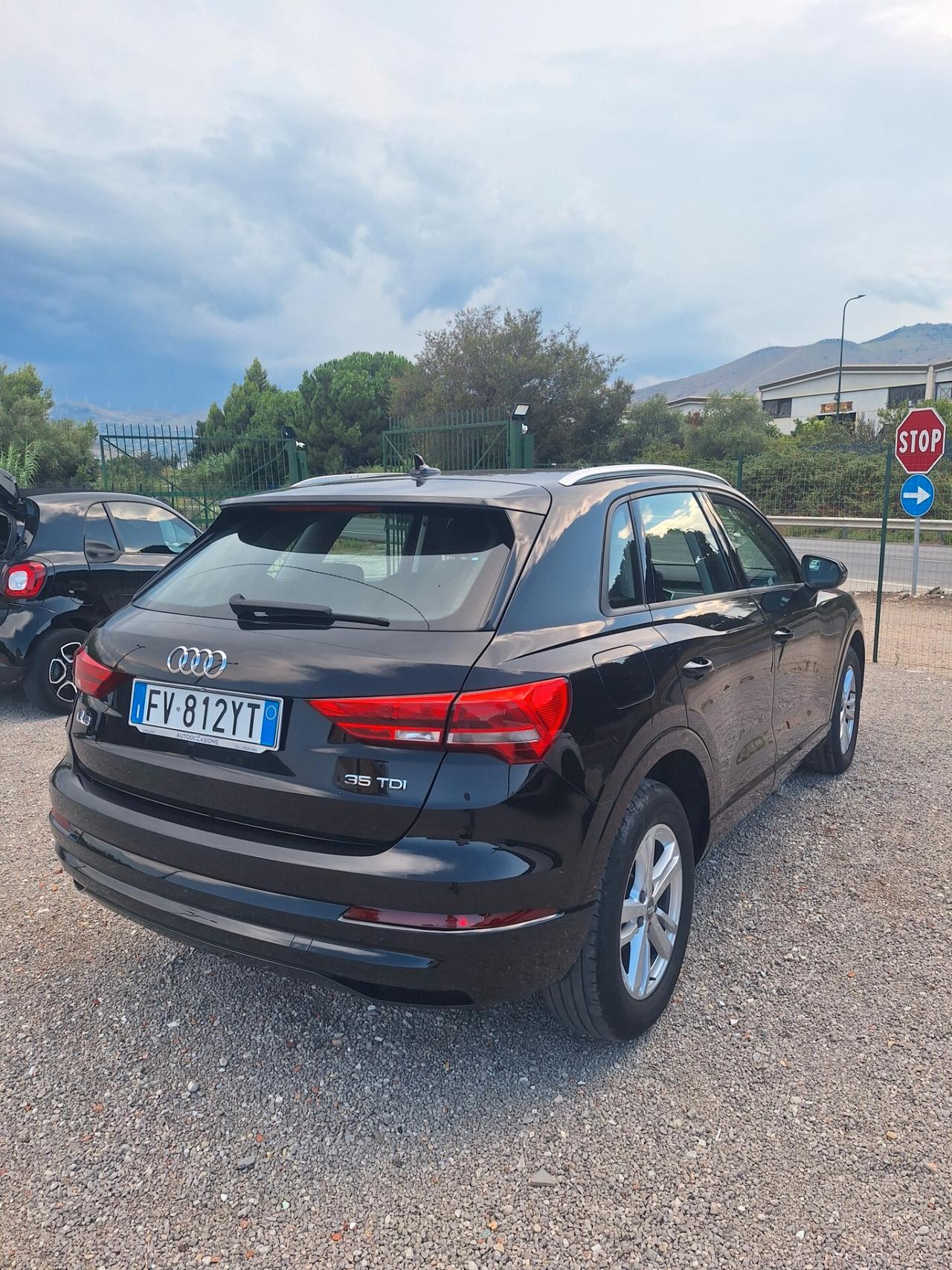 Audi Q3 2.0 TDI 150 CV Business