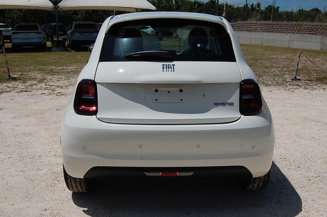 Fiat 500 Berlina Hybrid Torino