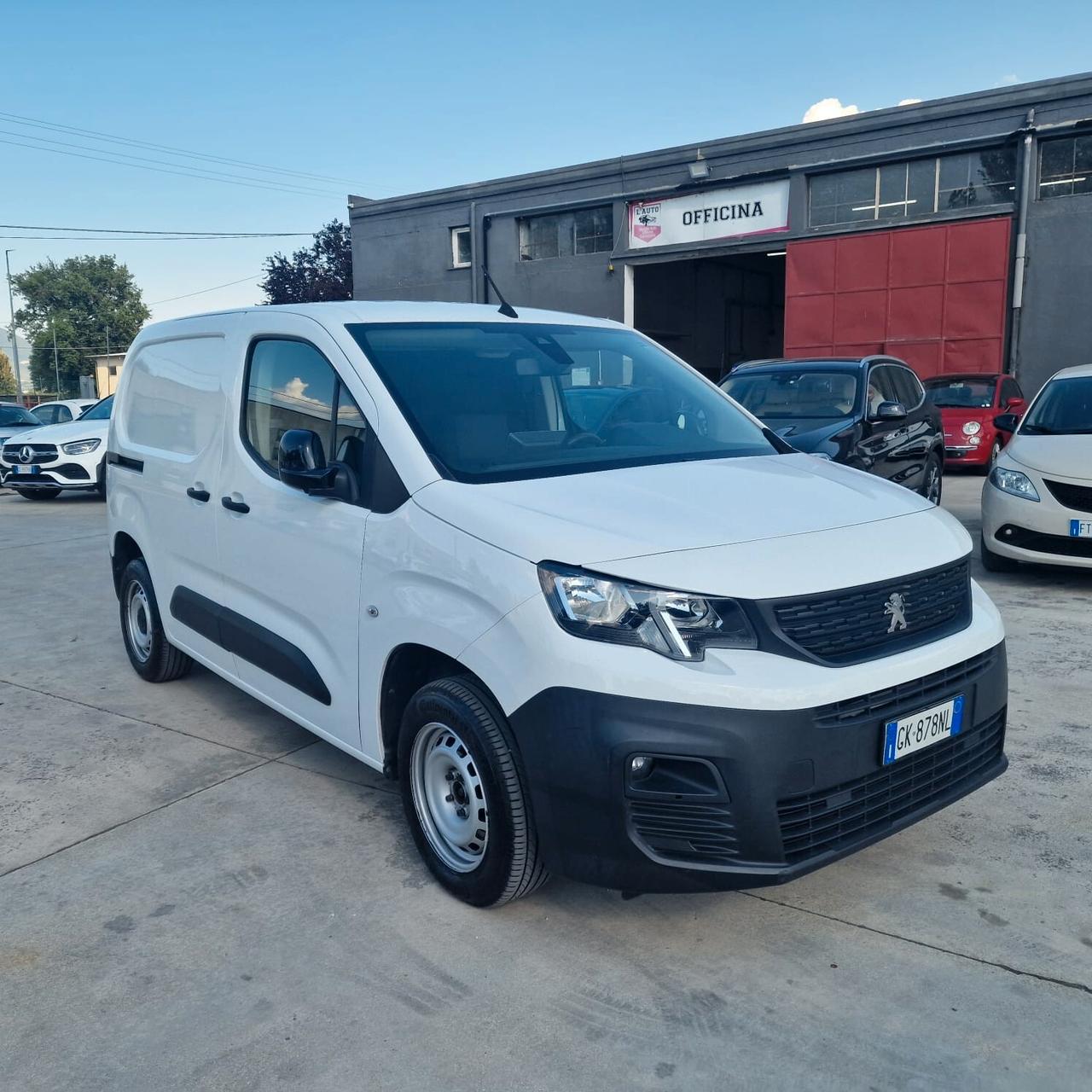 Peugeot Partner BlueHDi 100 S&S PL Furgone Premium 3 POSTI A SEDERE PREZZO IVA ESCLUSA
