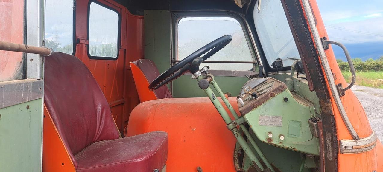 Autocarro OM LEONCINO d'epoca