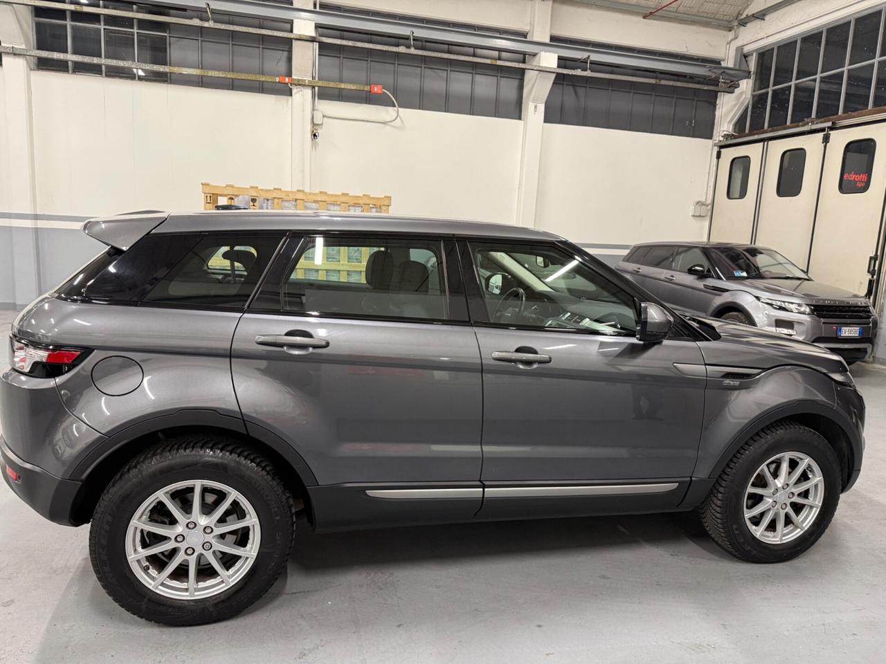 Land Rover Range Evoque 2.2 TD4 5p. British Edition Dynamic