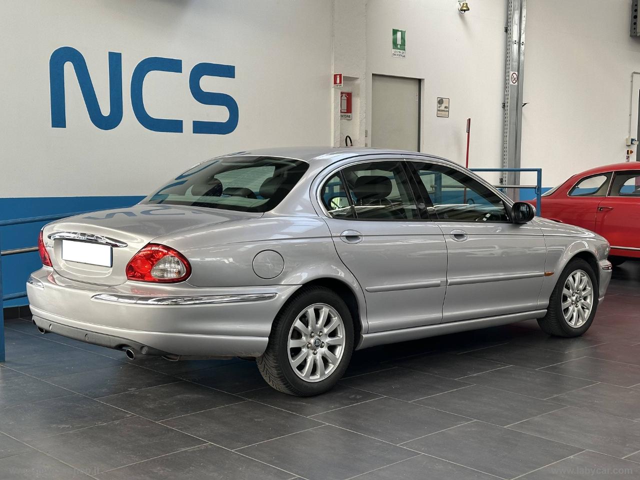 JAGUAR X-Type 2.5 V6 Executive