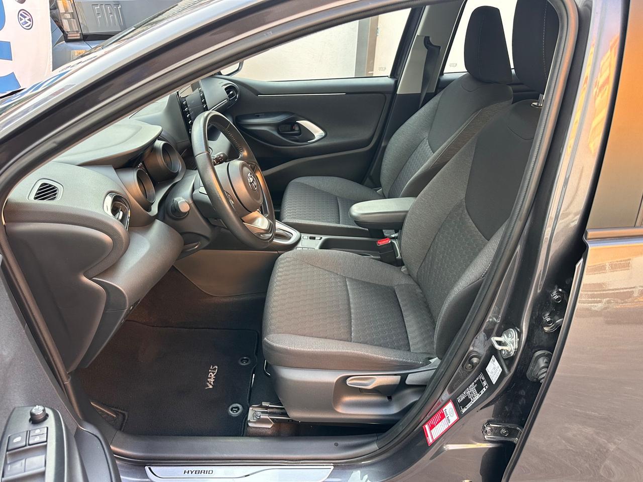 Toyota Yaris 1.5 Hybrid 5 porte Trend