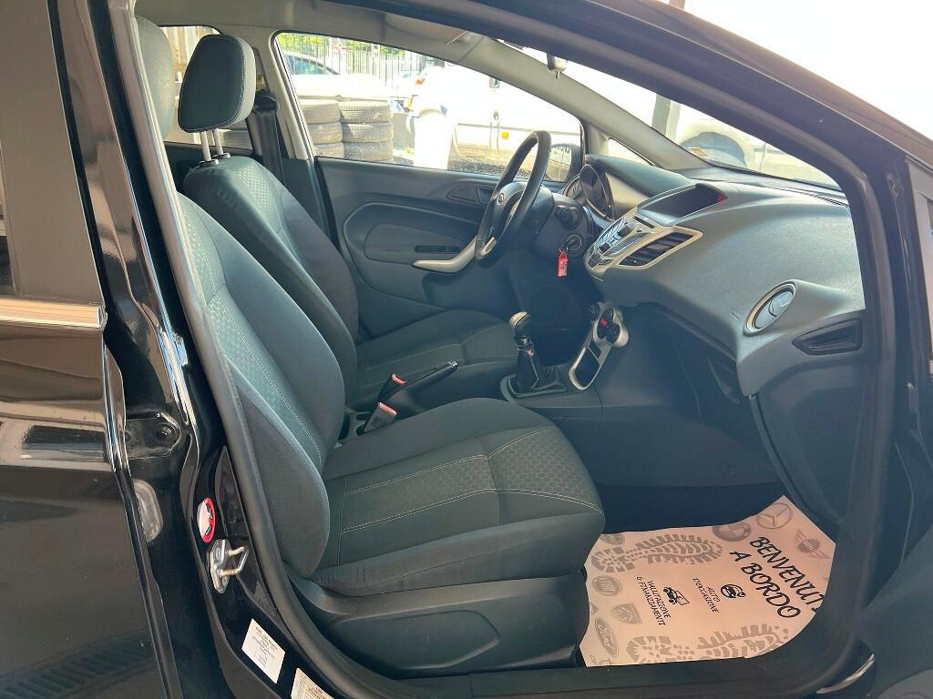 Ford Fiesta Titanium 1.4 97 CV GPL della Casa