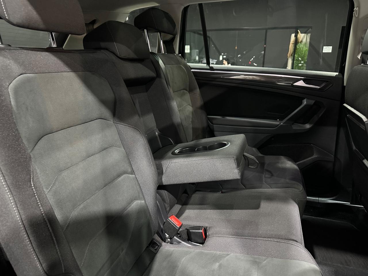 Volkswagen Tiguan Allspace 2.0 TDI SCR DSG 4MOTION R Line 7 posti